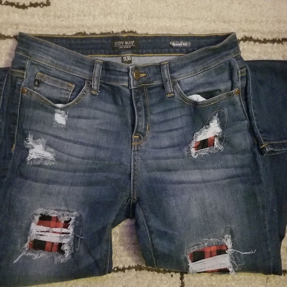 Judy Blue Buffalo plaid patch jeans